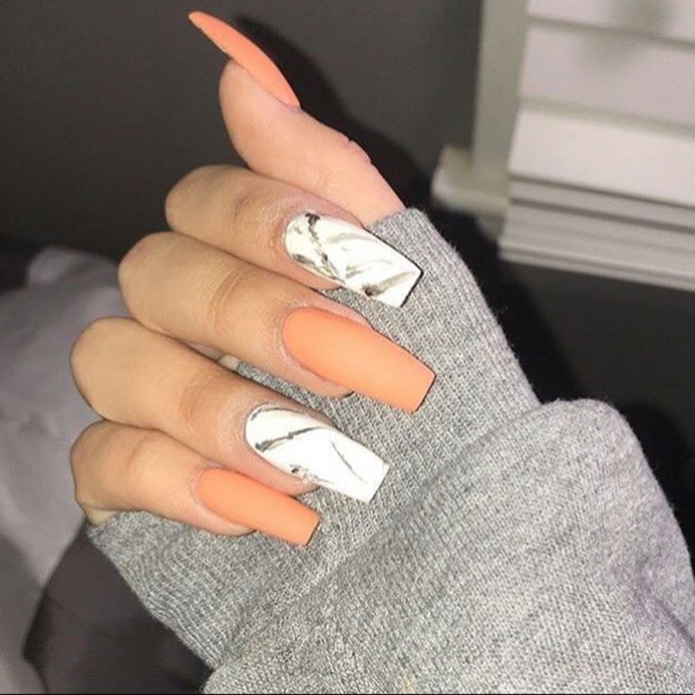 Trade for @keepmecute511 💫